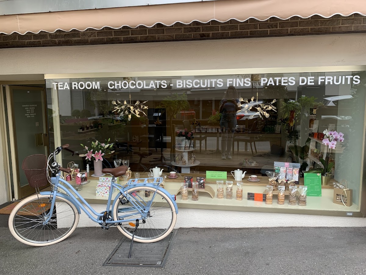 Tea-Room & Tea-Shop Fleurs De Thé